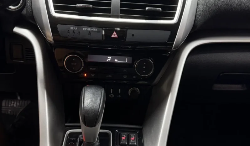 
								Mitsubishi Eclipse Cross, 2020.11 full									
